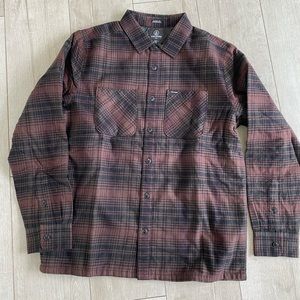 Brand New Volcom Flannel Collar Button Up Long Sleeves Shirt in mahogany plaid